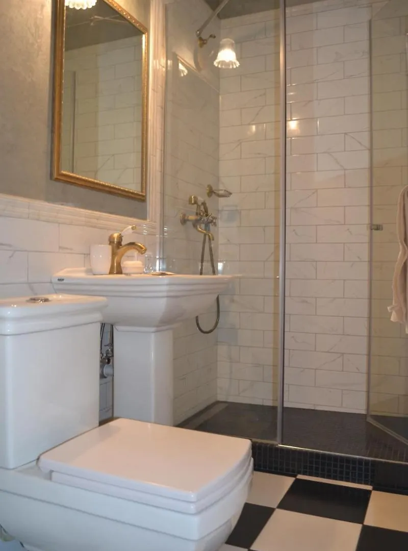 LUX APARTAMENT на Левицького Львов